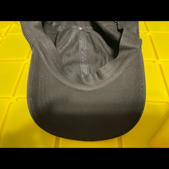 Nintendo hat - Picture 5 of 6